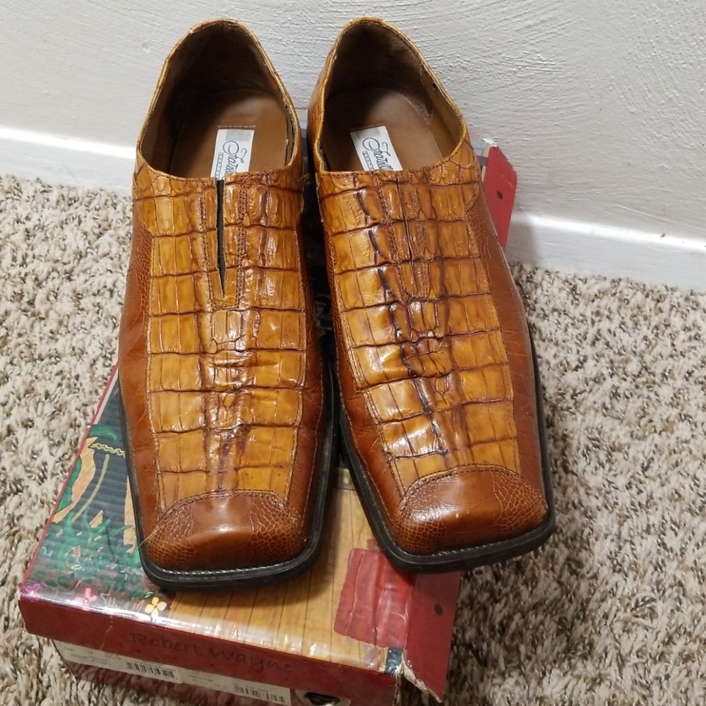 Men's Brown Textured Shoes